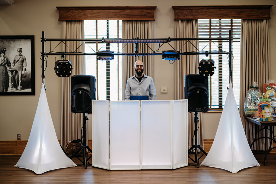 Music Mania Mobile DJ